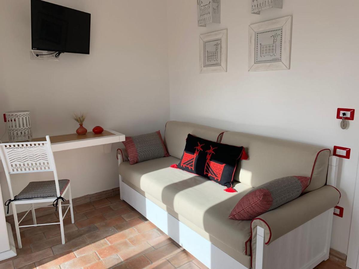 Rooms Apartaments Santa Teresa Капо-Теста Екстер'єр фото